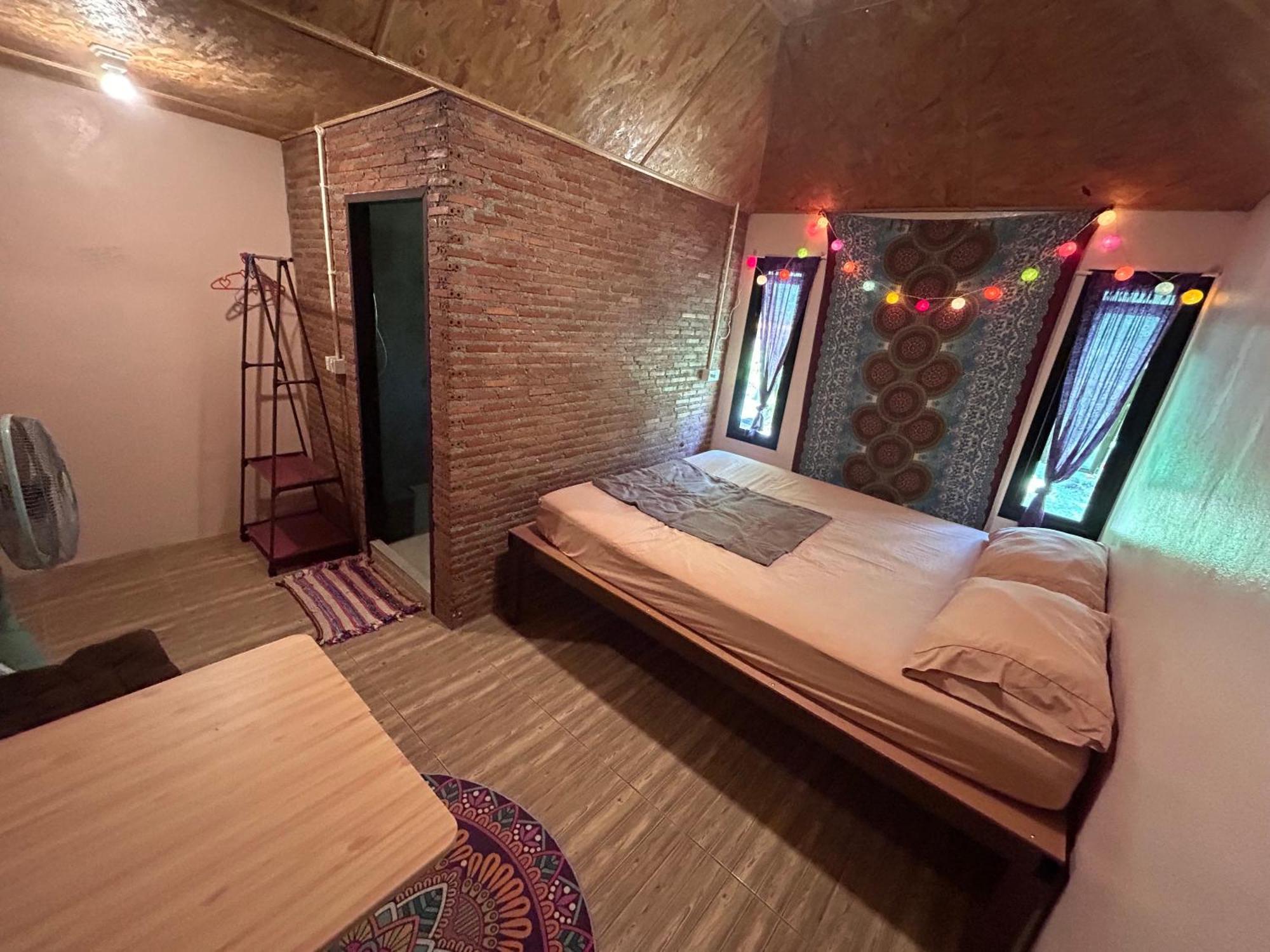 Hippy Hut Ко Чанг Экстерьер фото