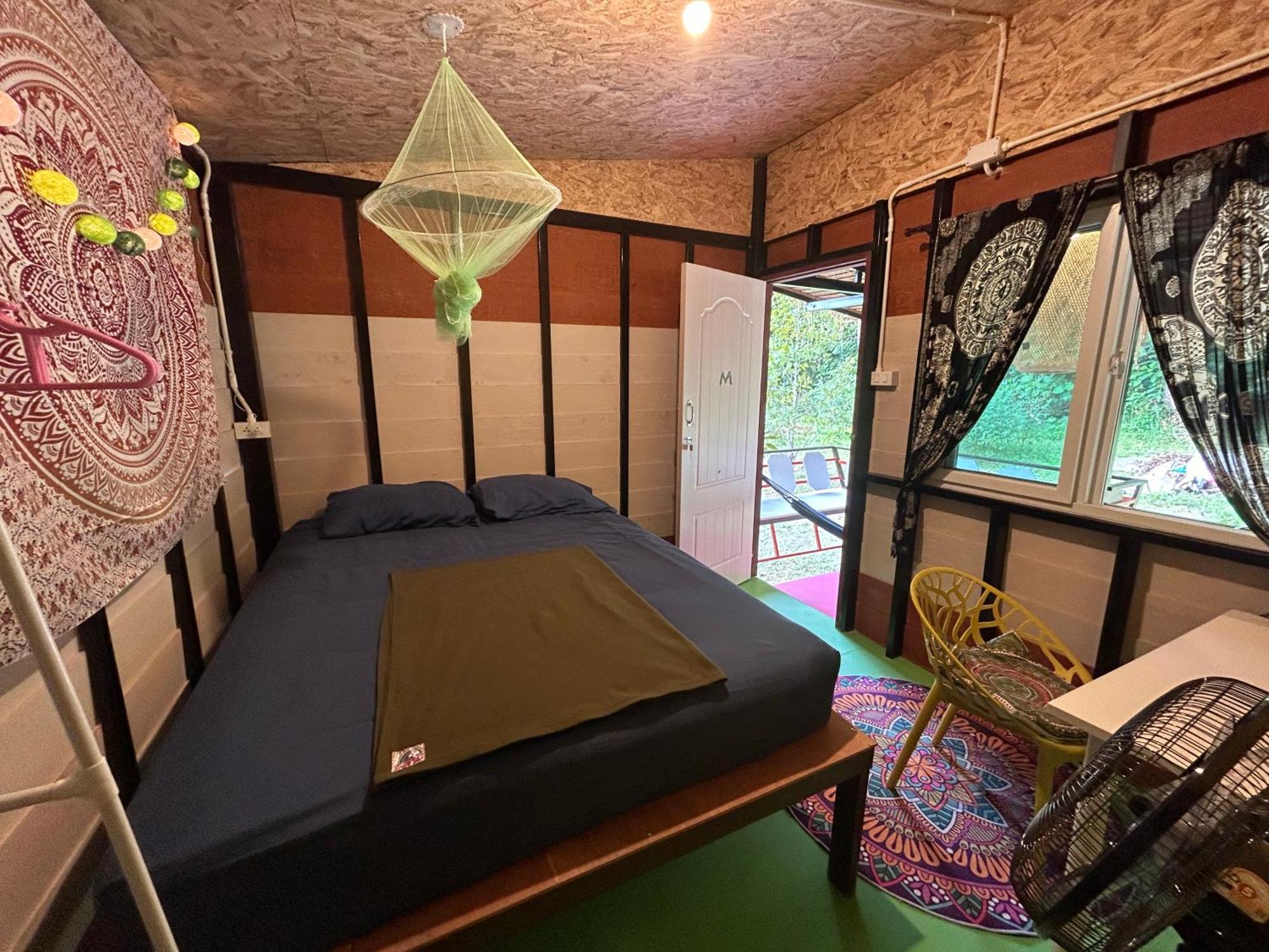 Hippy Hut Ко Чанг Экстерьер фото