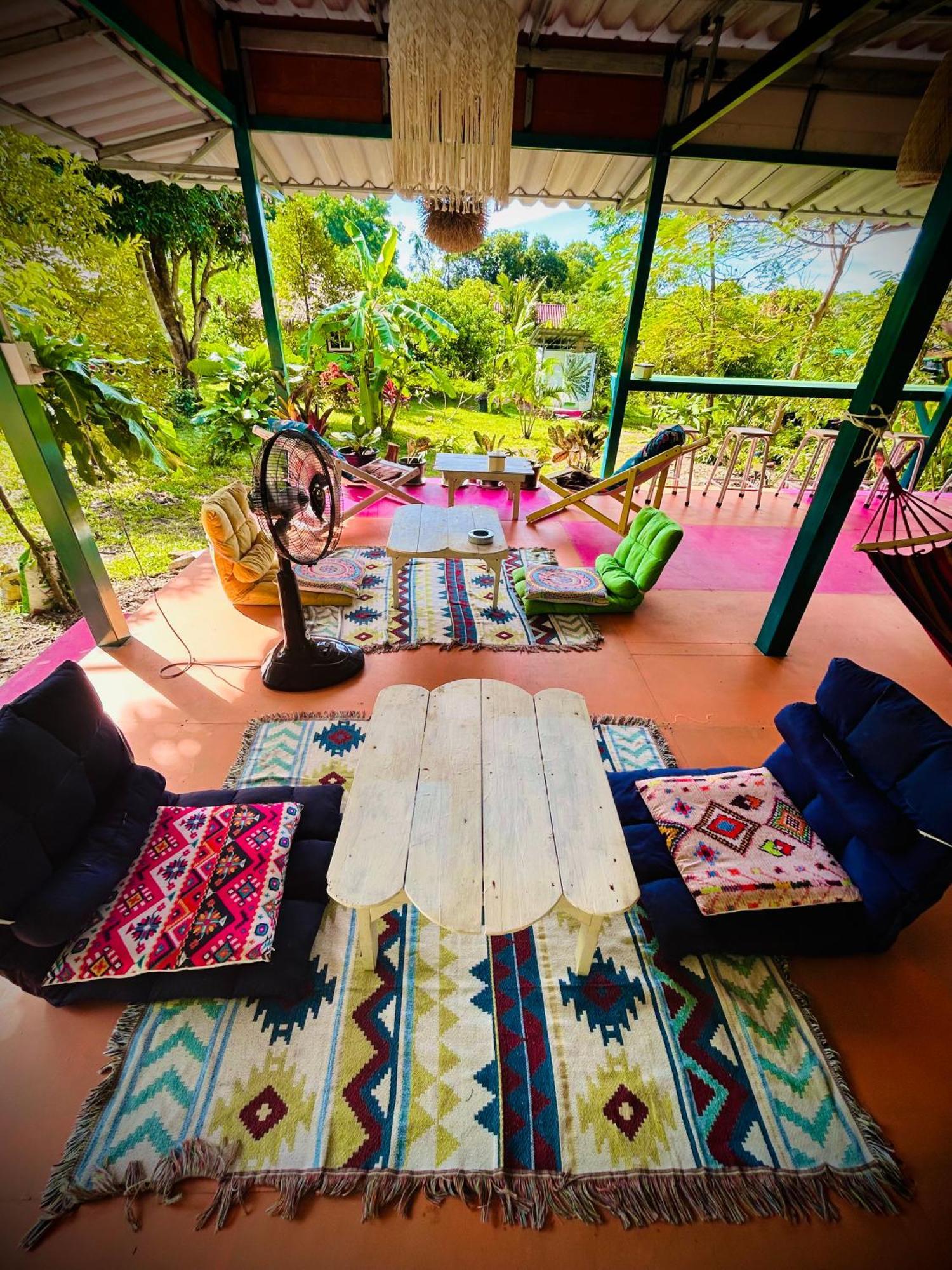 Hippy Hut Ко Чанг Экстерьер фото